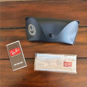 NEW Ray-Ban Black Leather Sunglasses Case